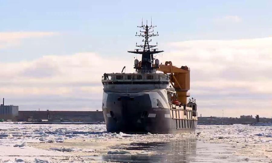 Океанографическое исследовательское судно «Академик Александров» испытали в Белом море