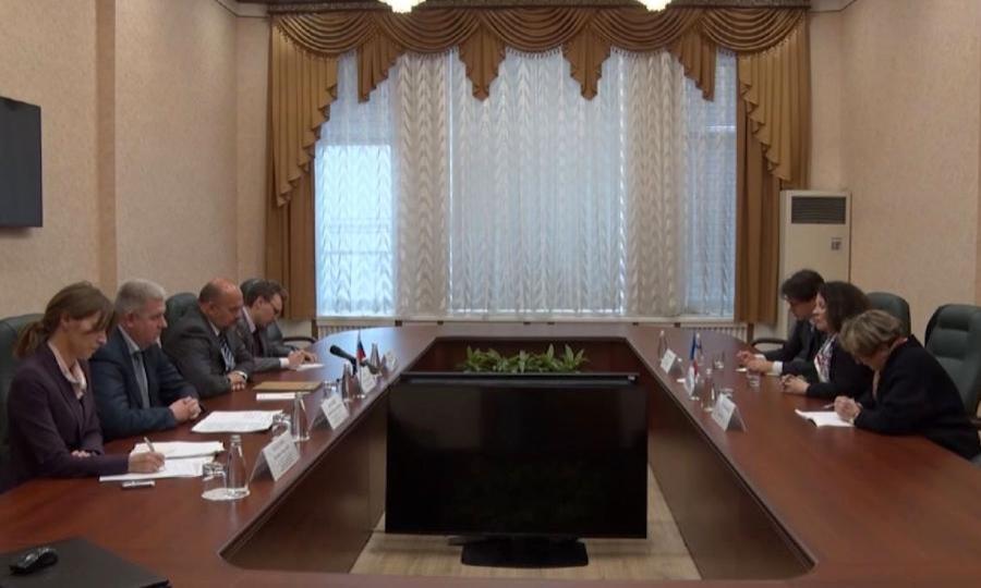 Перспективы сотрудничества с Францией обсуждали сегодня в правительстве Архангельской области